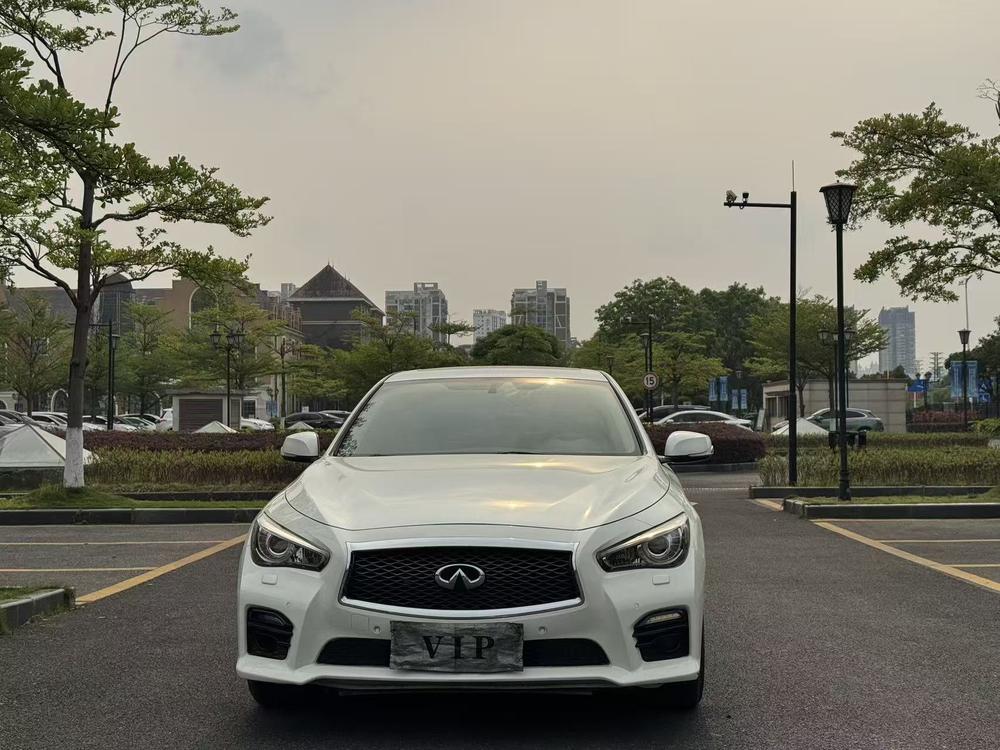 Infiniti Infiniti Q50L