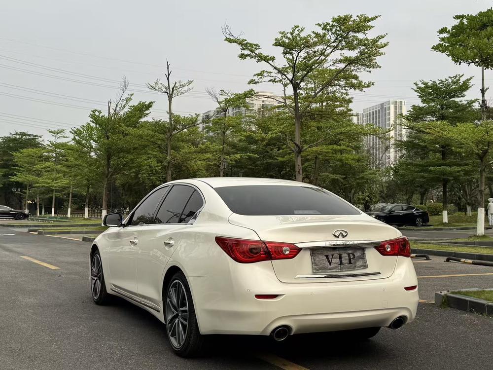 Infiniti Infiniti Q50L
