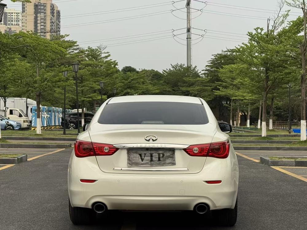Infiniti Infiniti Q50L