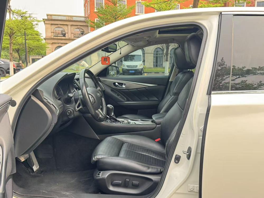 Infiniti Infiniti Q50L