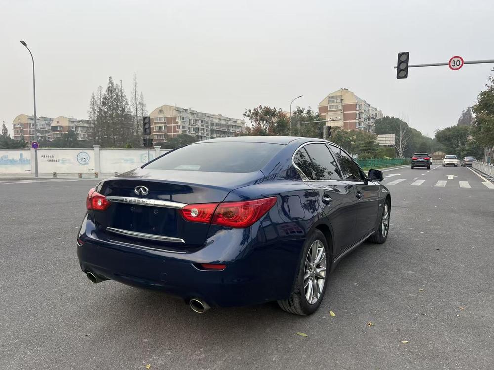 Infiniti Infiniti Q50L