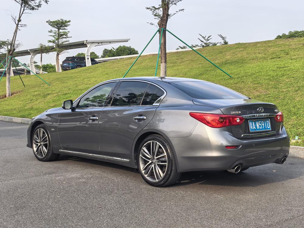 Infiniti Infiniti Q50L