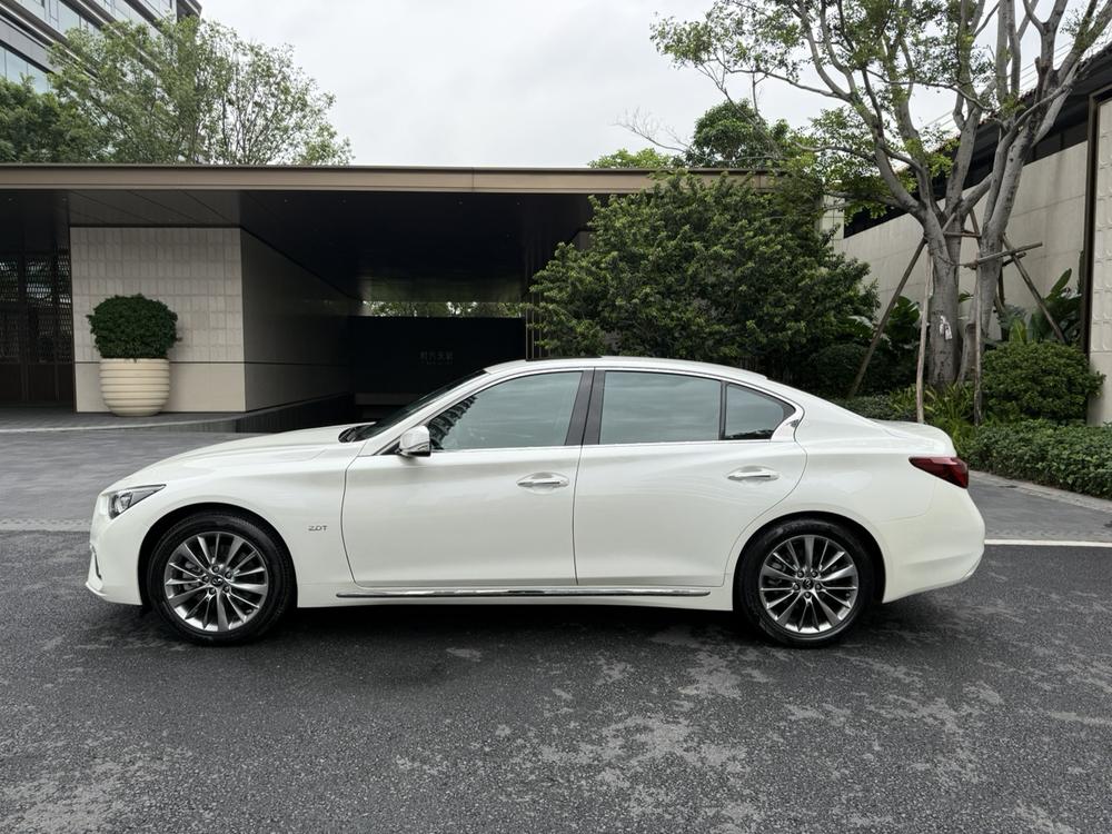 Infiniti Infiniti Q50L