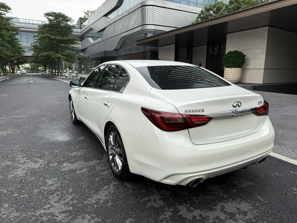 Infiniti Infiniti Q50L