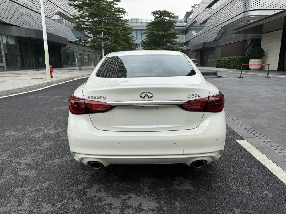 Infiniti Infiniti Q50L