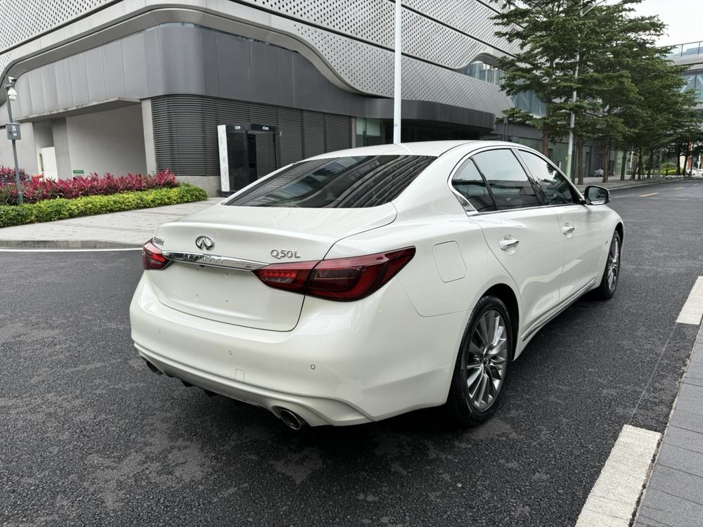 Infiniti Infiniti Q50L