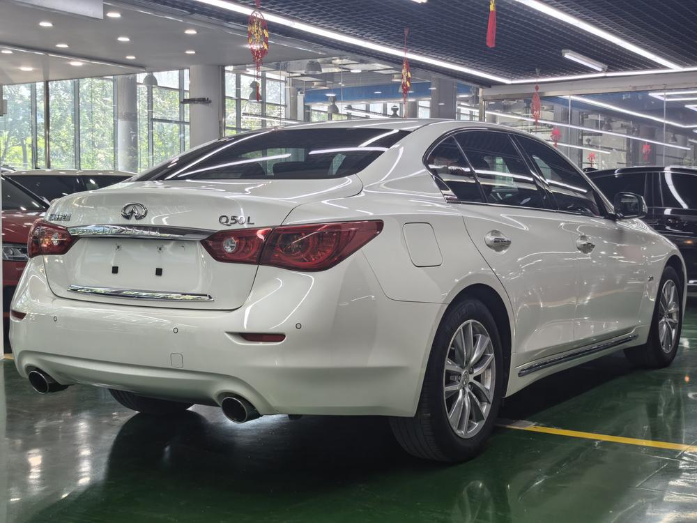 Infiniti Infiniti Q50L
