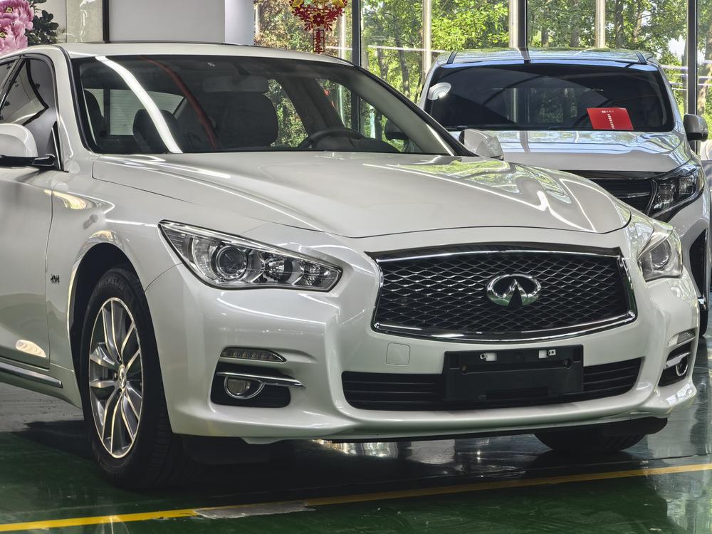 Infiniti Infiniti Q50L