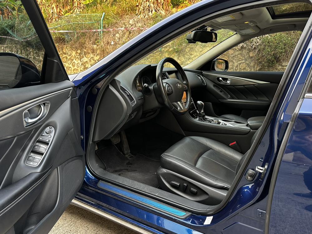 Infiniti Infiniti Q50L