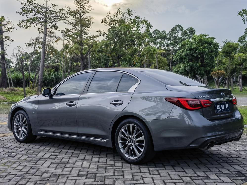 Infiniti Infiniti Q50L