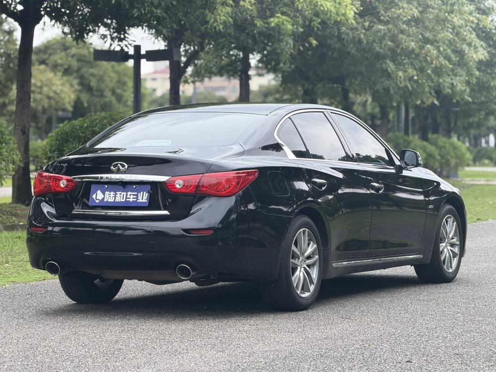 Infiniti Infiniti Q50L
