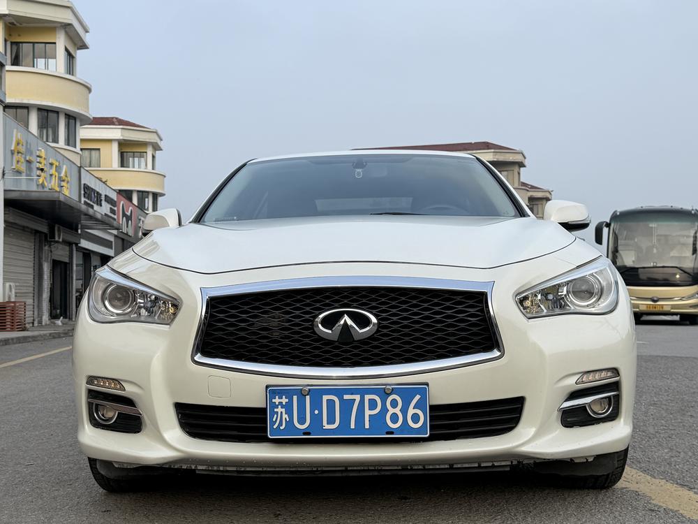 Infiniti Infiniti Q50L