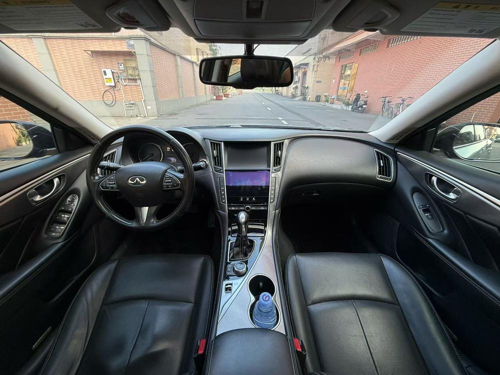 Infiniti Infiniti Q50L
