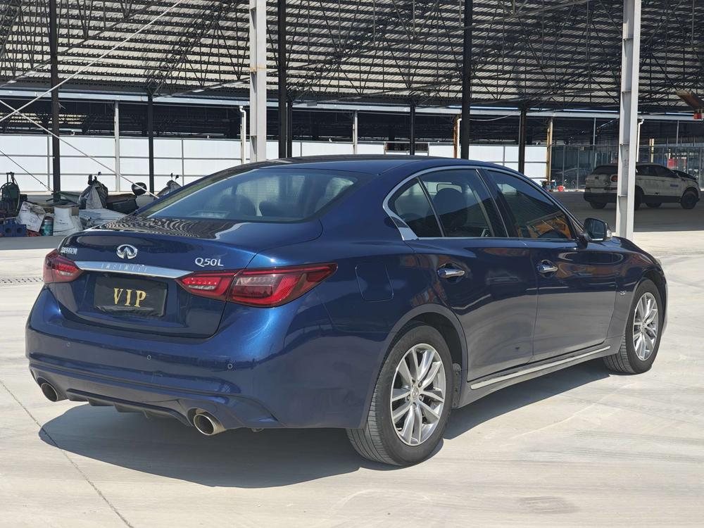 Infiniti Infiniti Q50L