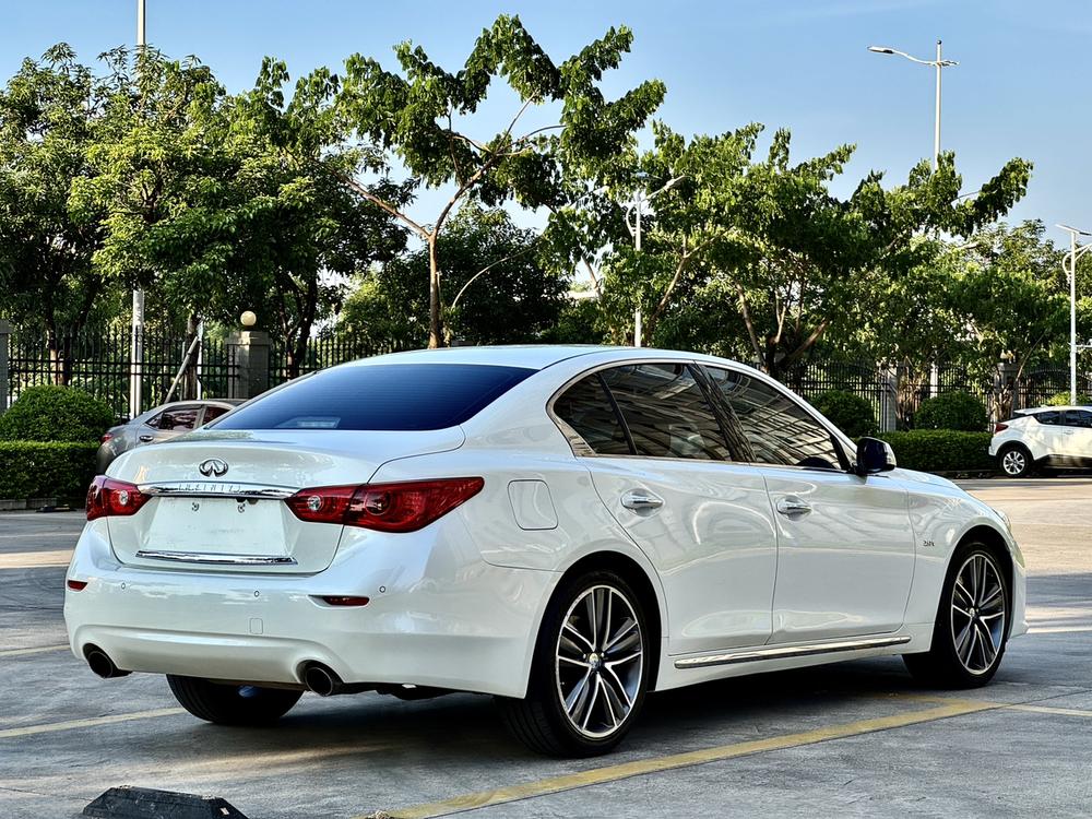 Infiniti Infiniti Q50L