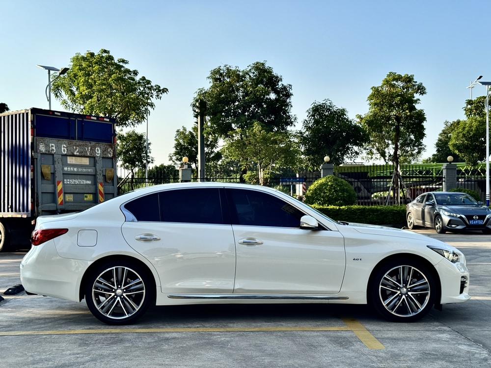Infiniti Infiniti Q50L