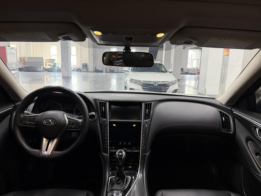 Infiniti Infiniti Q50L