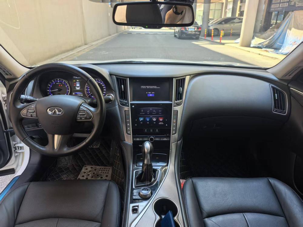 Infiniti Infiniti Q50L