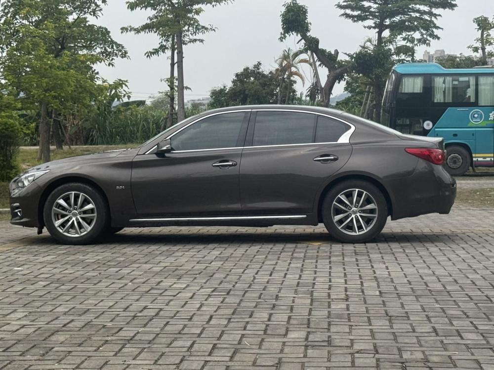 Infiniti Infiniti Q50L