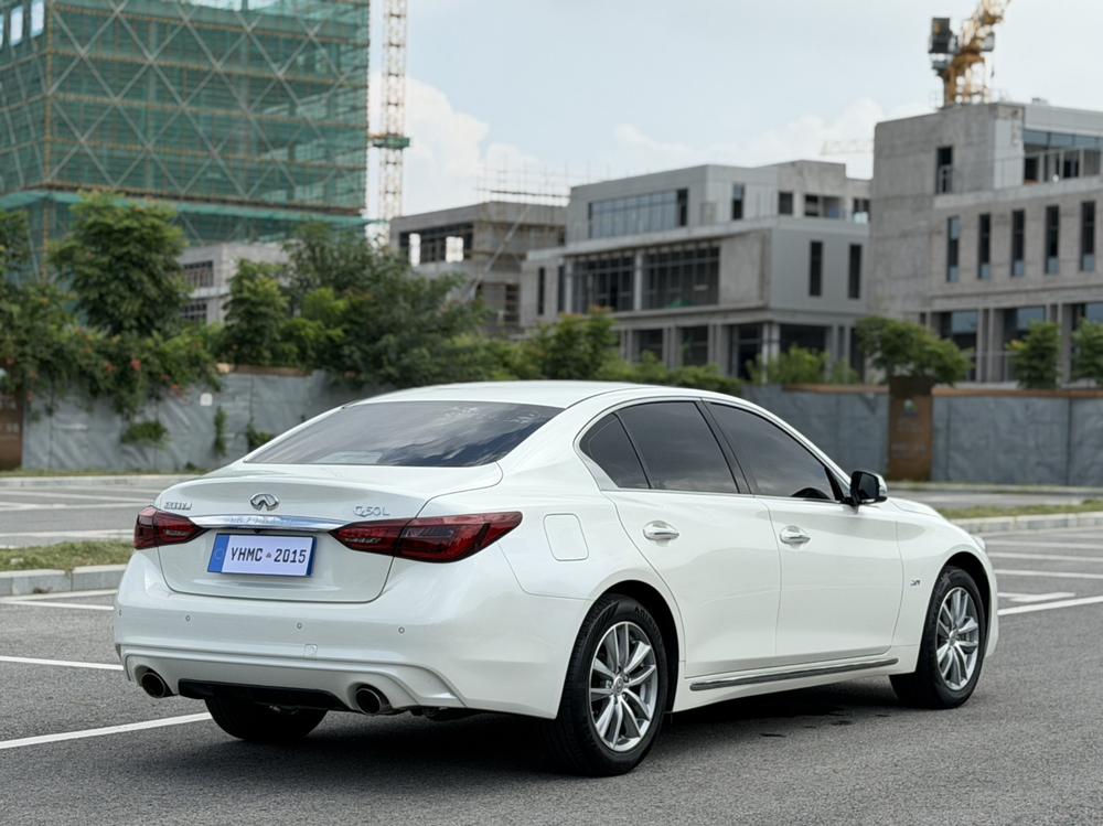 Infiniti Infiniti Q50L