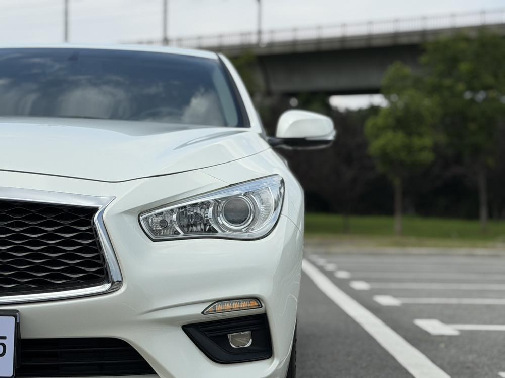 Infiniti Infiniti Q50L
