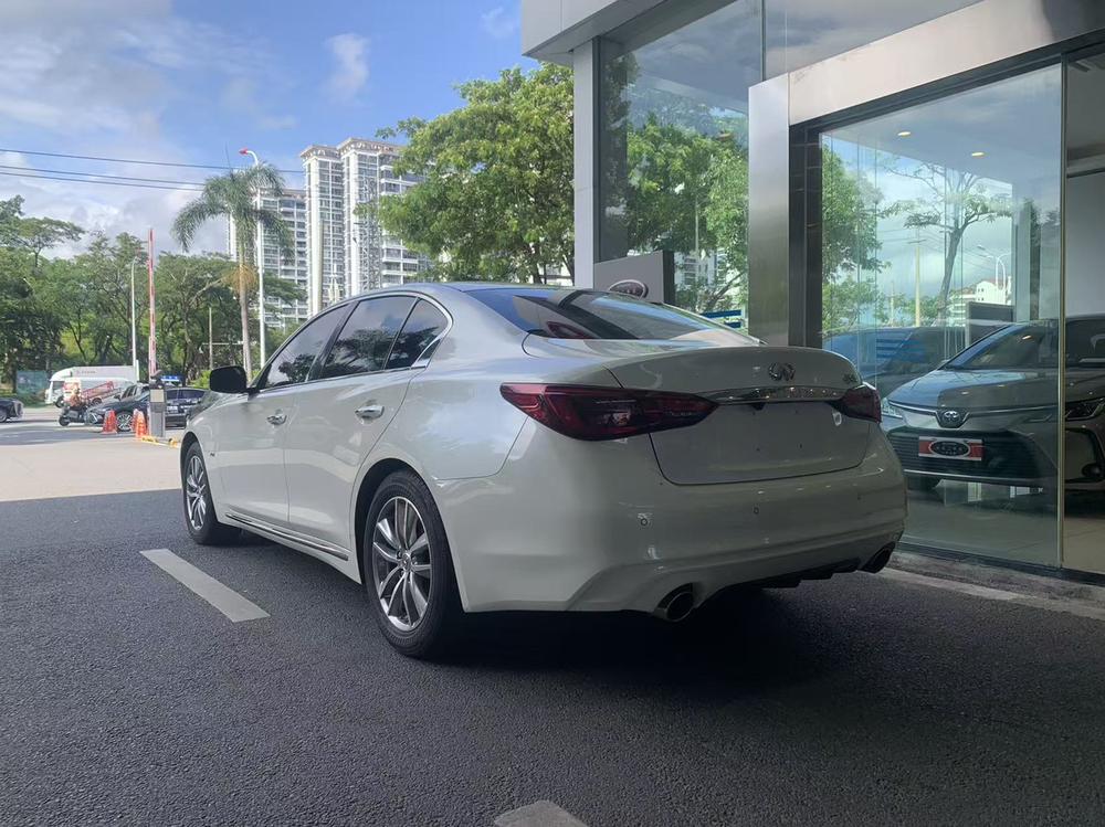 Infiniti Infiniti Q50L