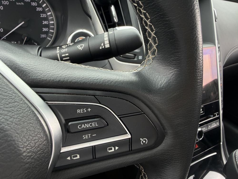 Infiniti Infiniti Q50L