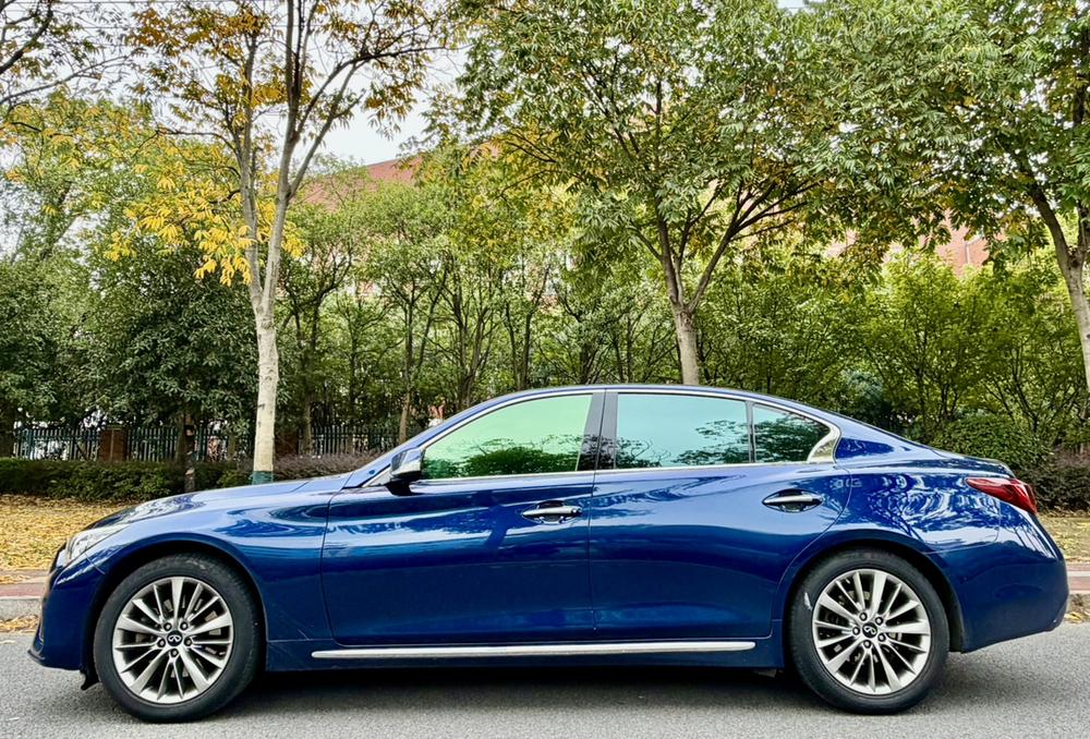 Infiniti Infiniti Q50L