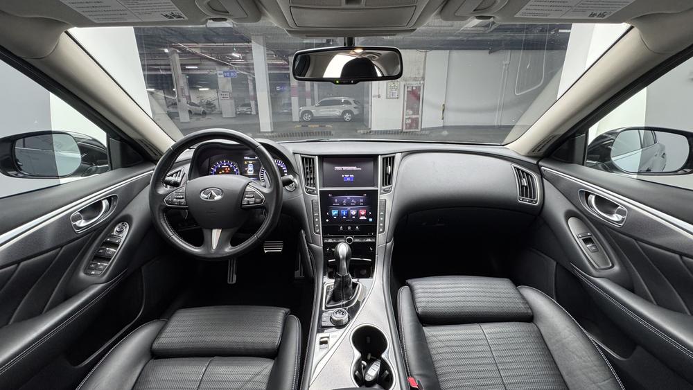 Infiniti Infiniti Q50L