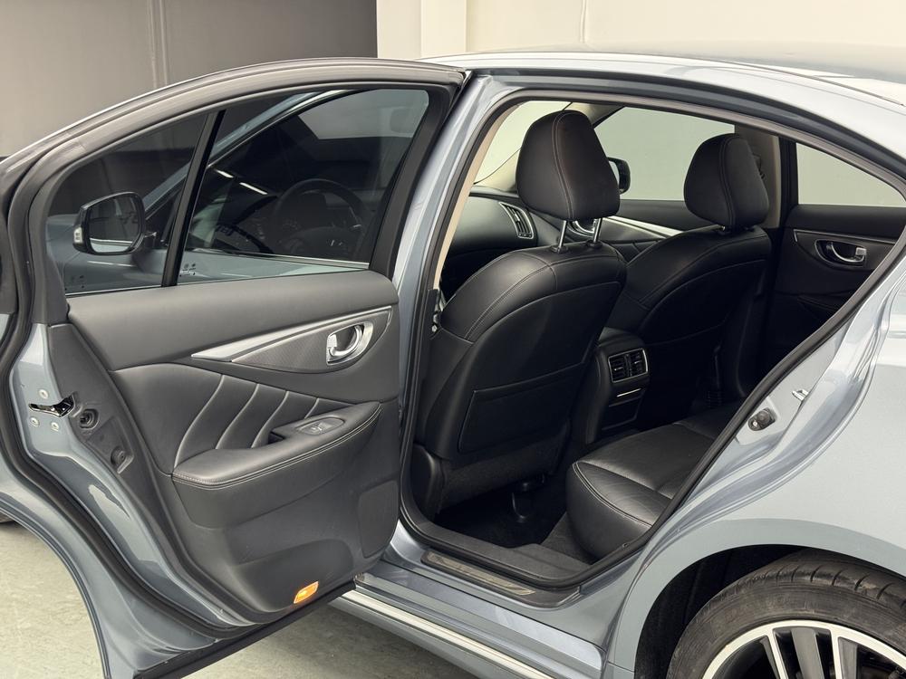 Infiniti Infiniti Q50L