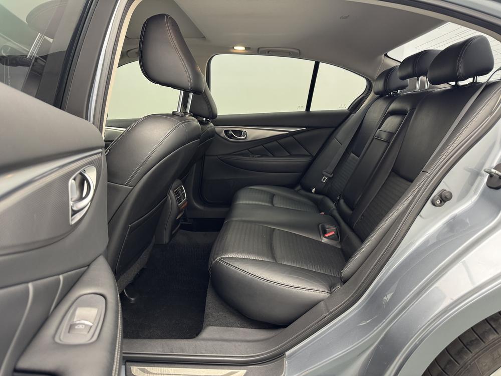 Infiniti Infiniti Q50L