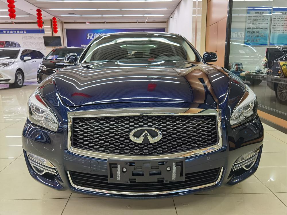 Infiniti Infiniti Q70