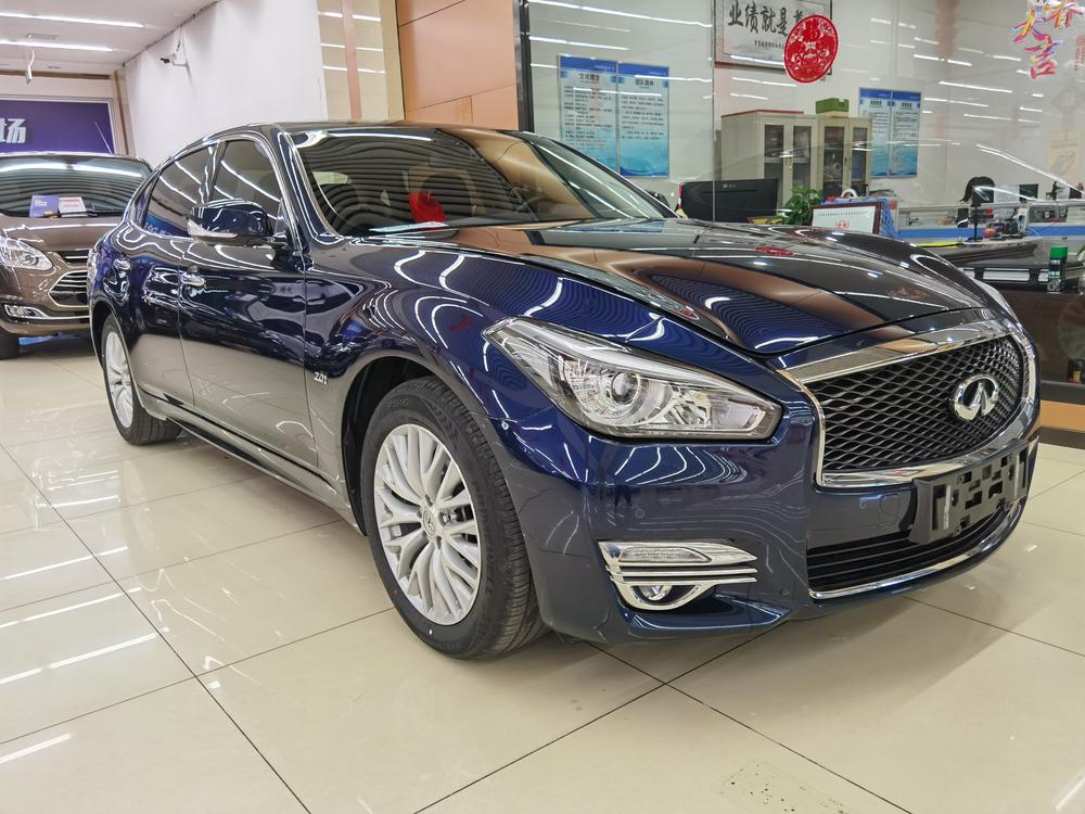 Infiniti Infiniti Q70