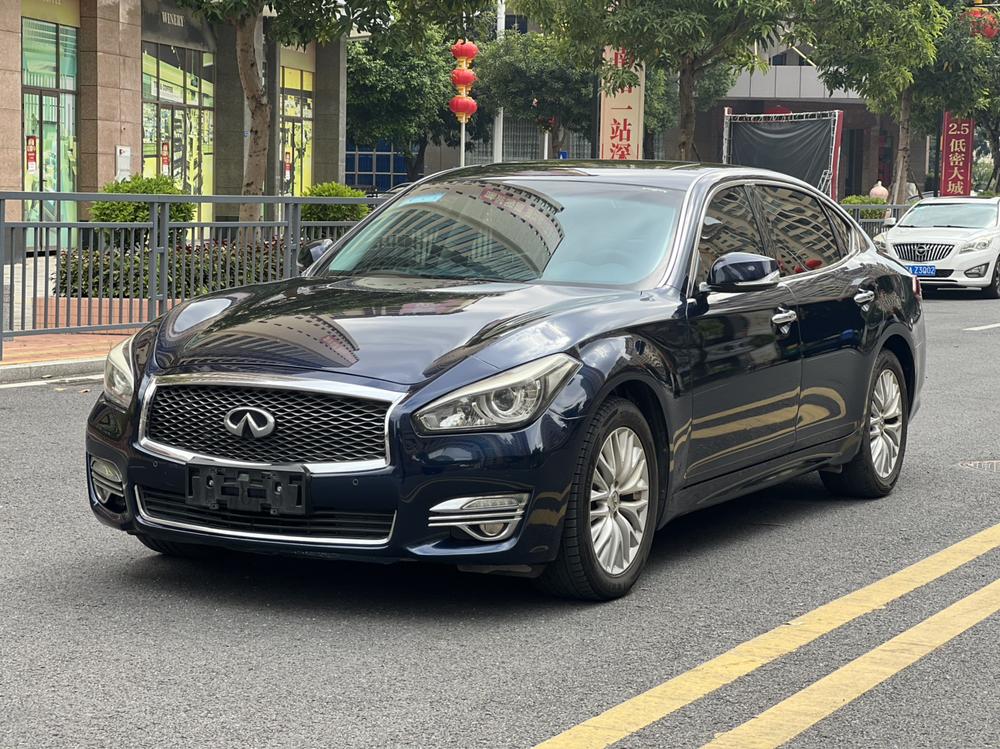 Infiniti Infiniti Q70
