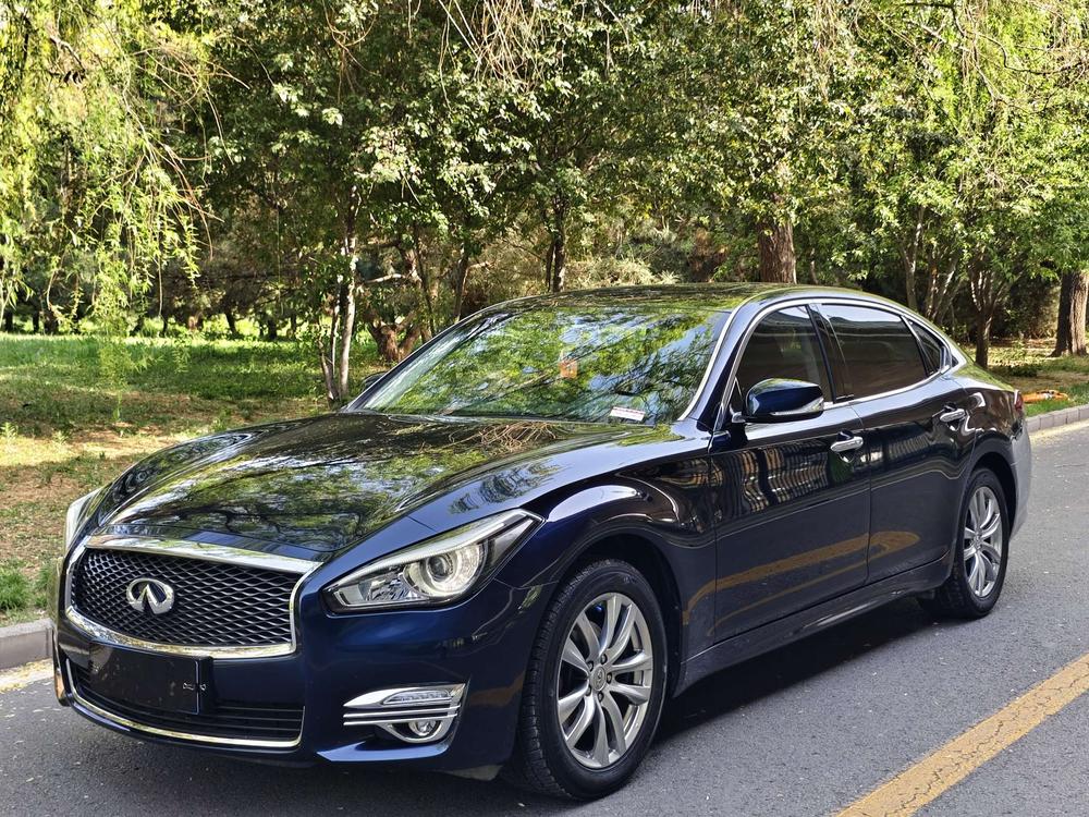 Infiniti Infiniti Q70