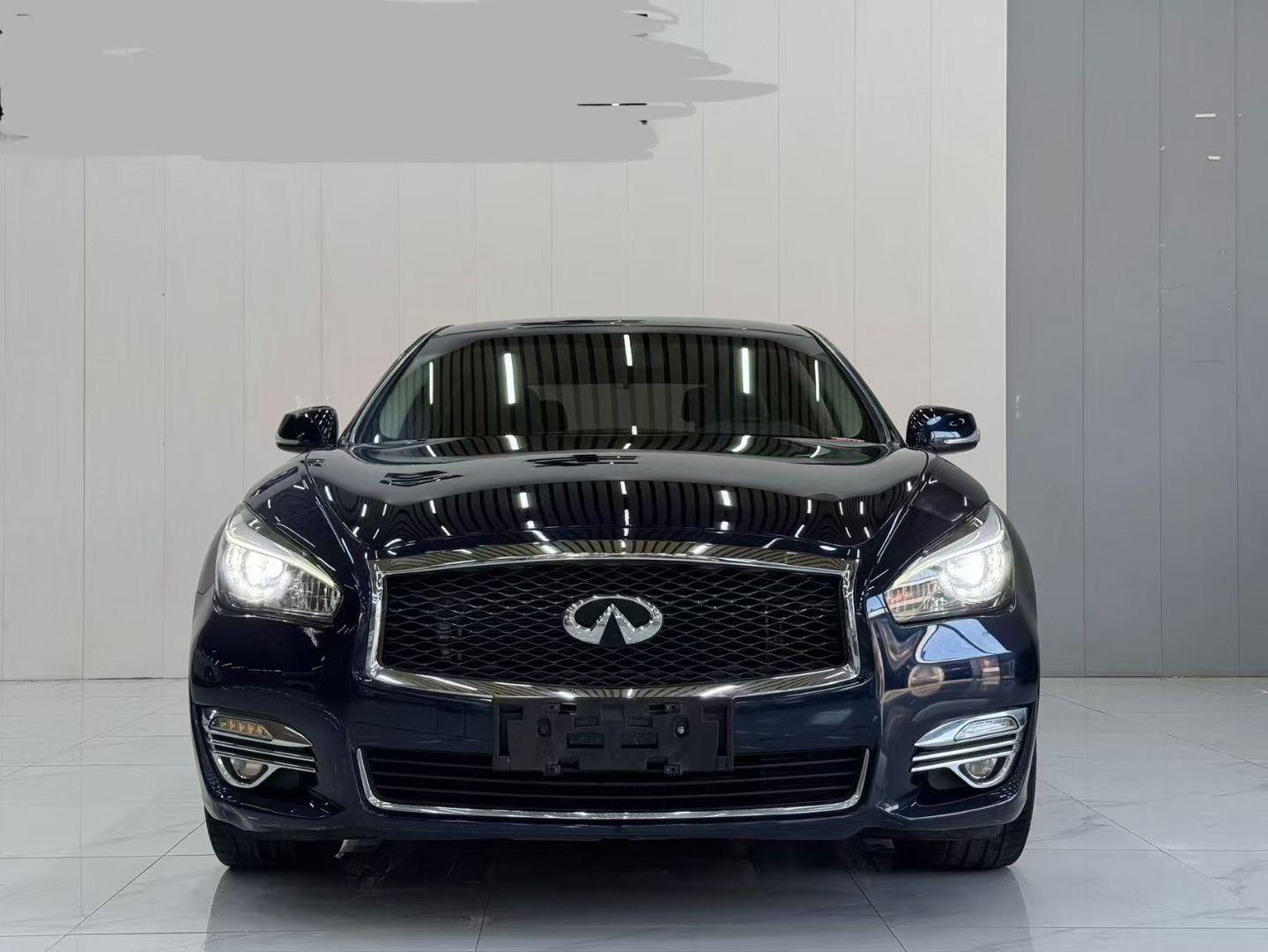 Infiniti Infiniti Q70
