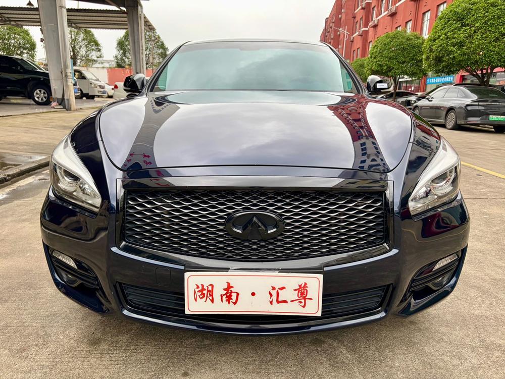 Infiniti Infiniti Q70