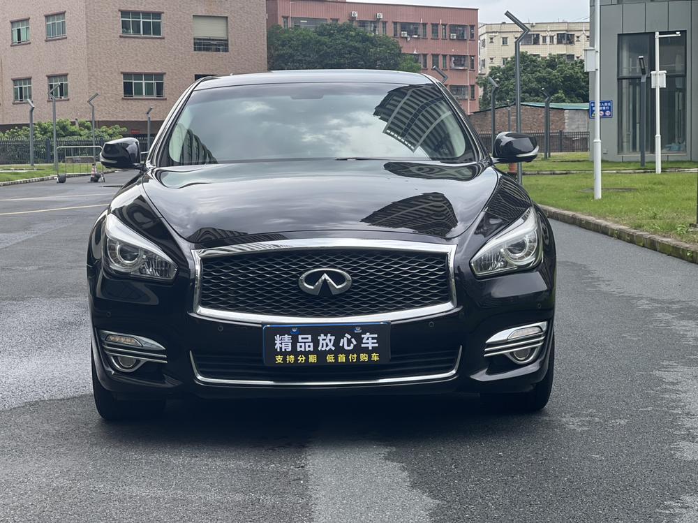 Infiniti Infiniti Q70