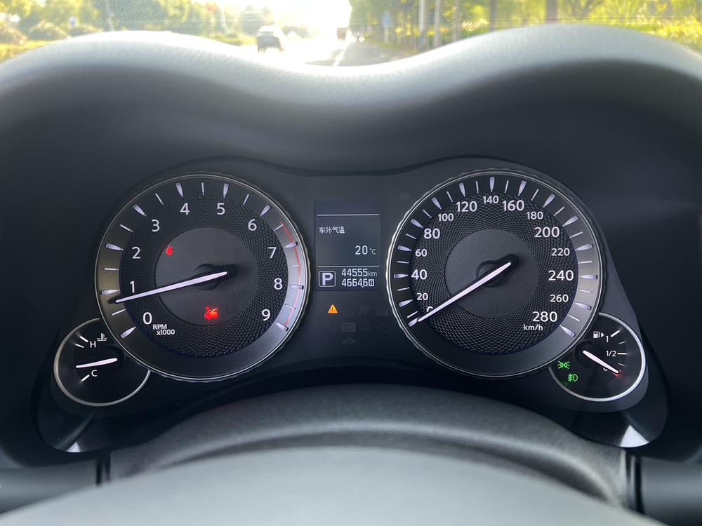 Infiniti Infiniti Q70