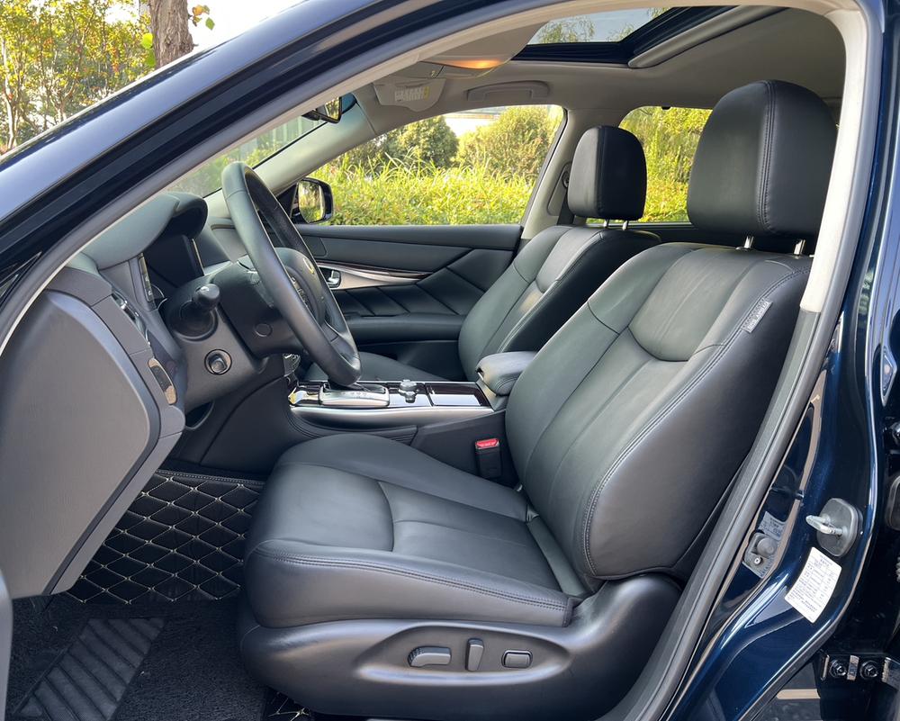 Infiniti Infiniti Q70