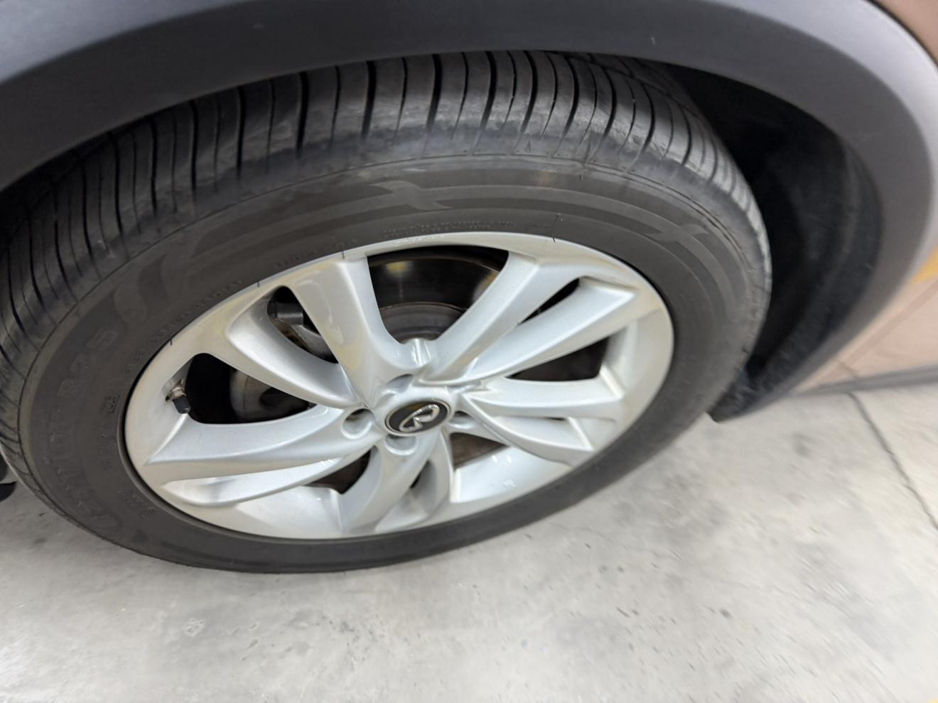 Infiniti Infiniti QX30
