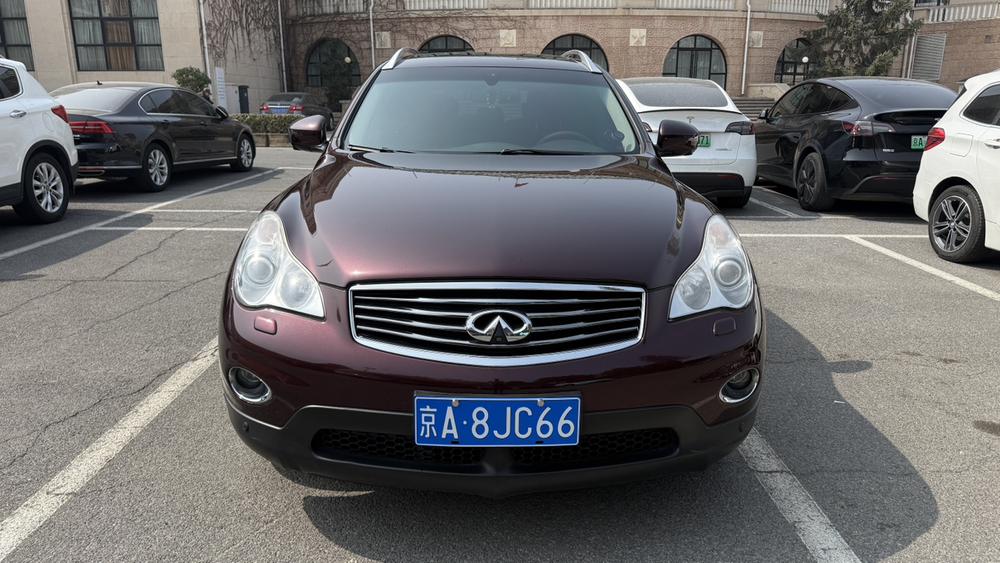 Infiniti Infiniti QX50 (Import)
