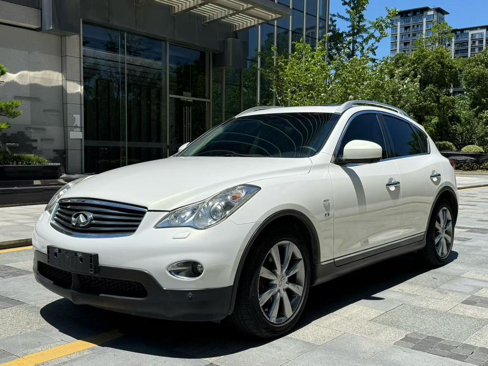 Infiniti Infiniti QX50 (Import)