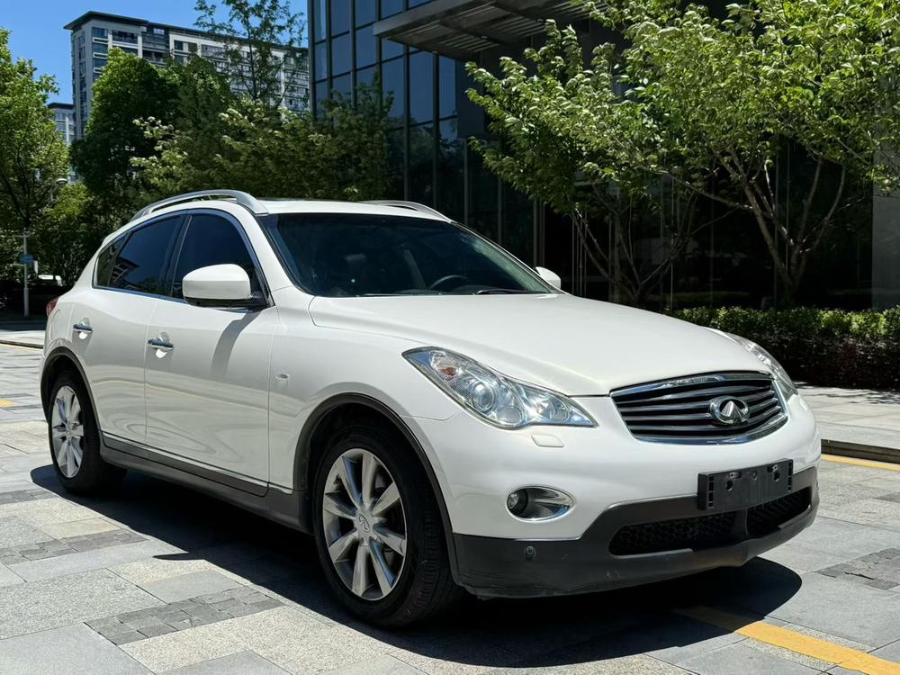 Infiniti Infiniti QX50 (Import)