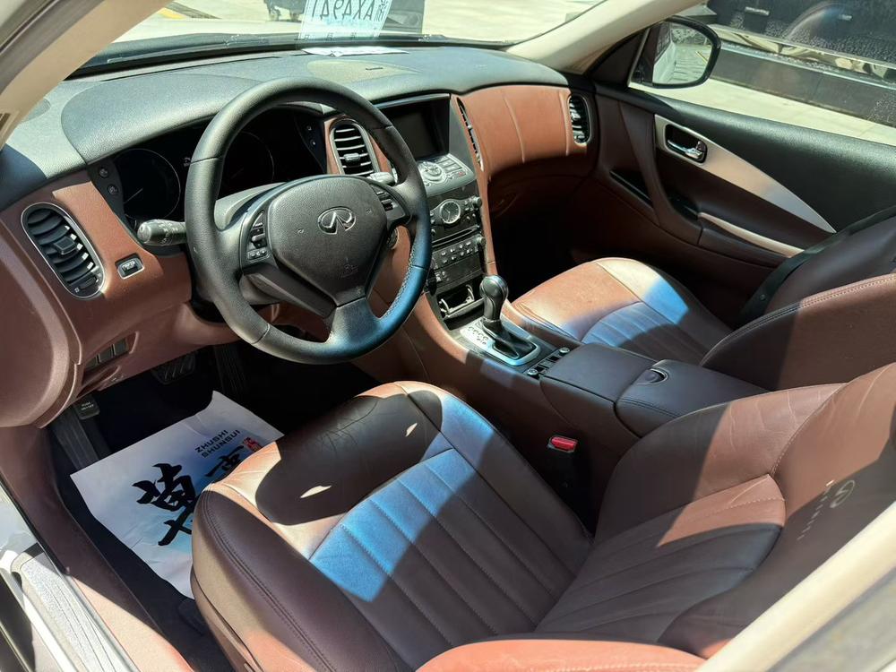Infiniti Infiniti QX50 (Import)