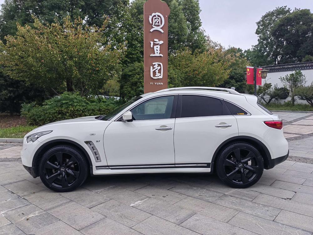 Infiniti Infiniti QX70