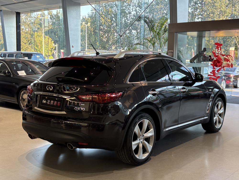 Infiniti Infiniti QX70