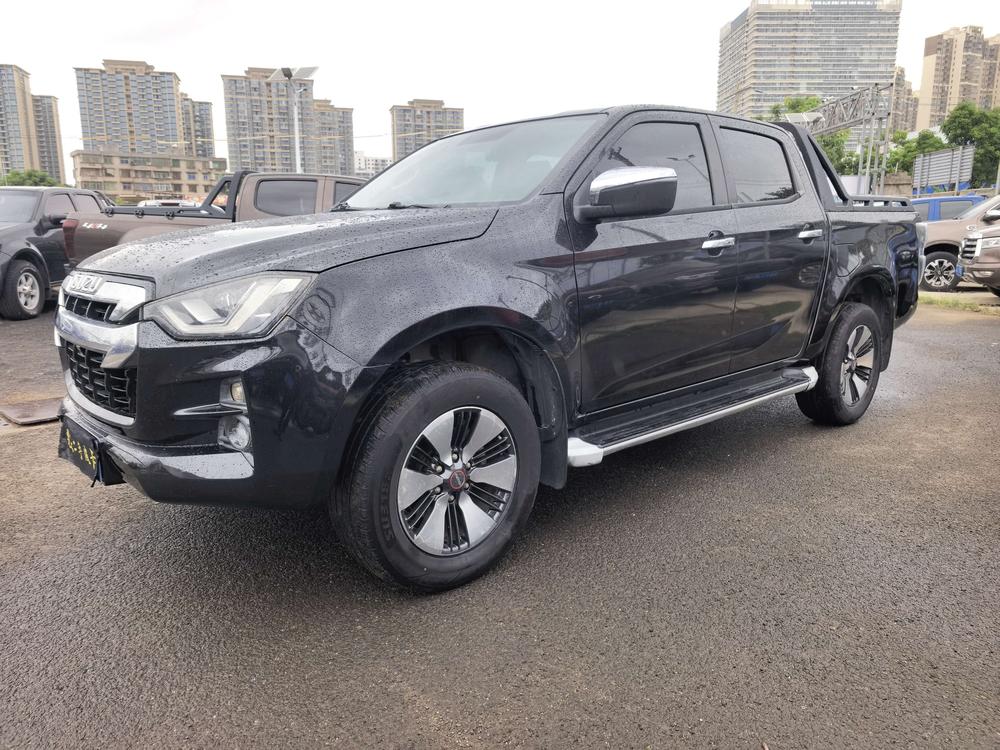 Isuzu D-MAX