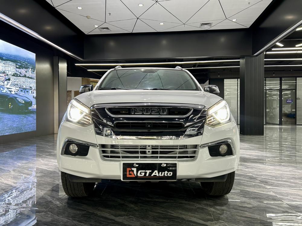 Isuzu D-MAX