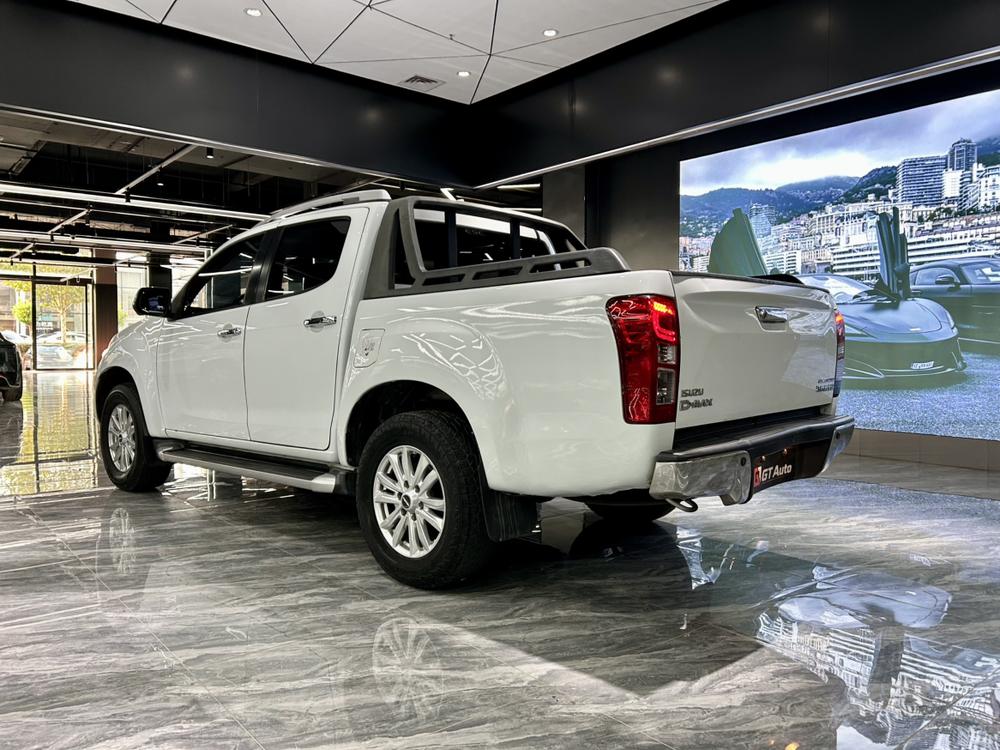 Isuzu D-MAX